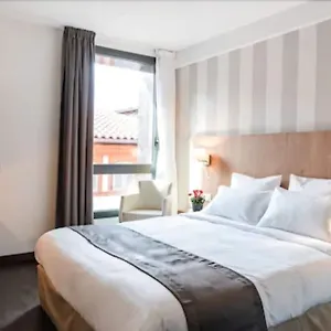Hotel Le Pere Leon, Toulouse